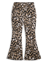 <img src="Black-Leopard-Print-Flare-Leg-Pants-Rockin-Wonder.jpg" alt="Black Leopard Print Flare Leg Pants Rockin Wonder" loading="lazy">