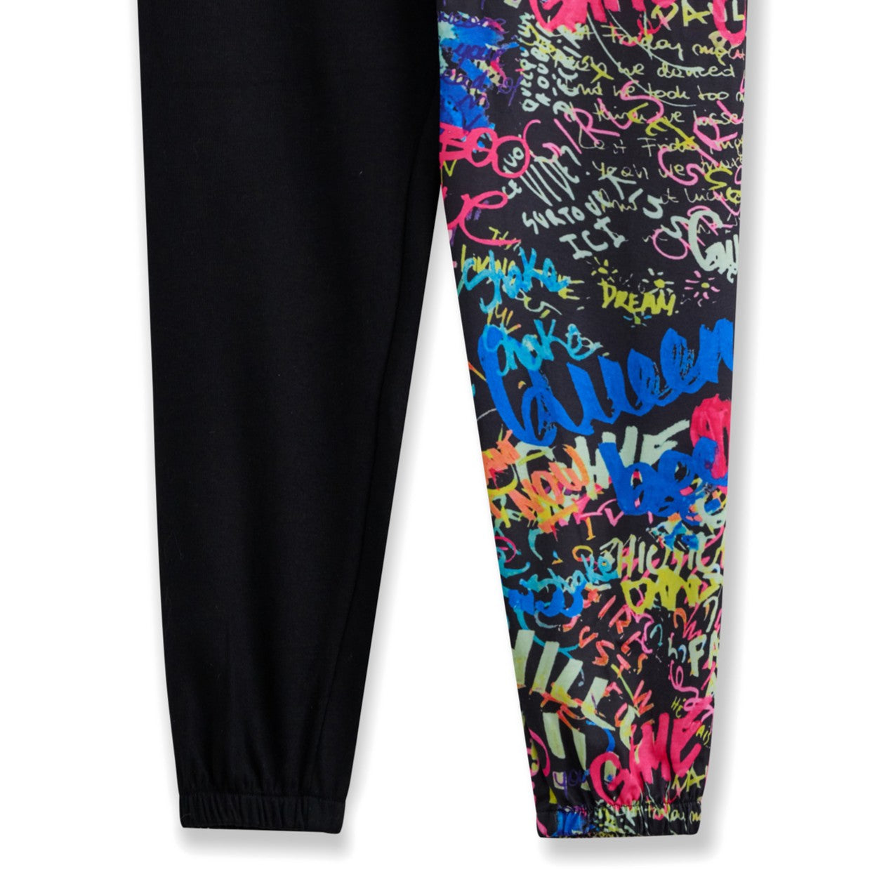 <img src="Black-Multi-Color-Alphabet-Print-Contrast-Sweatshirts-Hoodie-Joggers-Rockin-Wonder.jpg" alt="Black Multi Color Alphabet Print Contrast Sweatshirts Hoodie Joggers Rockin Wonder" loading="lazy">